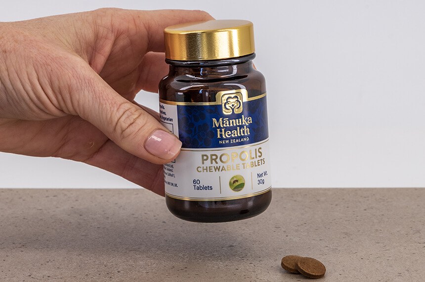 Propolis – včelí tmel, který inspiruje dodnes